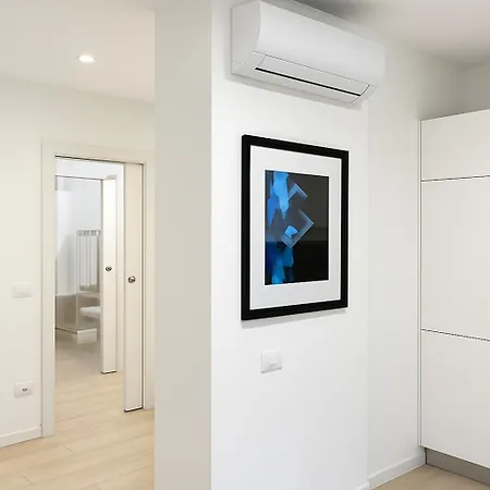 The Boutique - Bande Nere M1 Metro Direct To Duomo & San Siro - Center מלון דירות מילאנו
